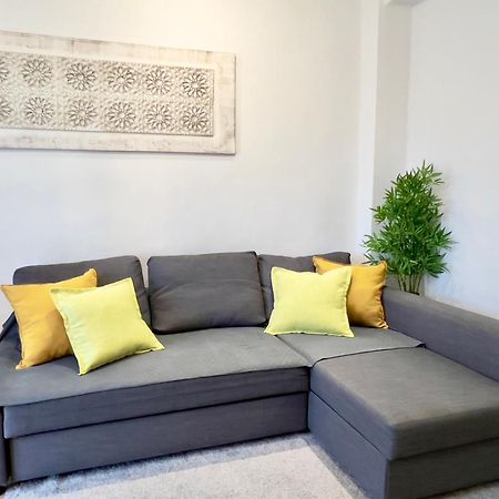 Cozy Apartment In Valencia! Wi-Fi ! Екстериор снимка