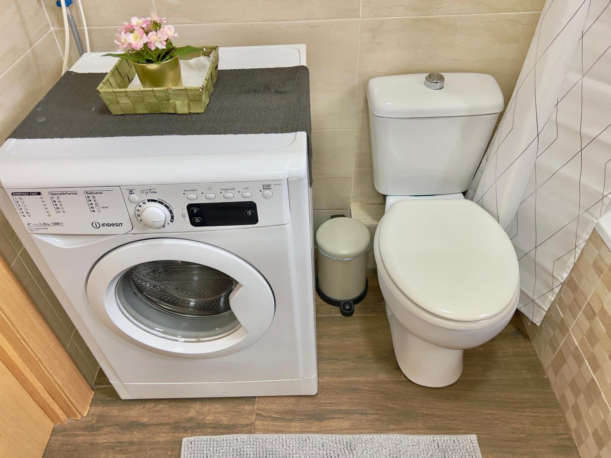 Cozy Apartment In Valencia! Wi-Fi ! Екстериор снимка
