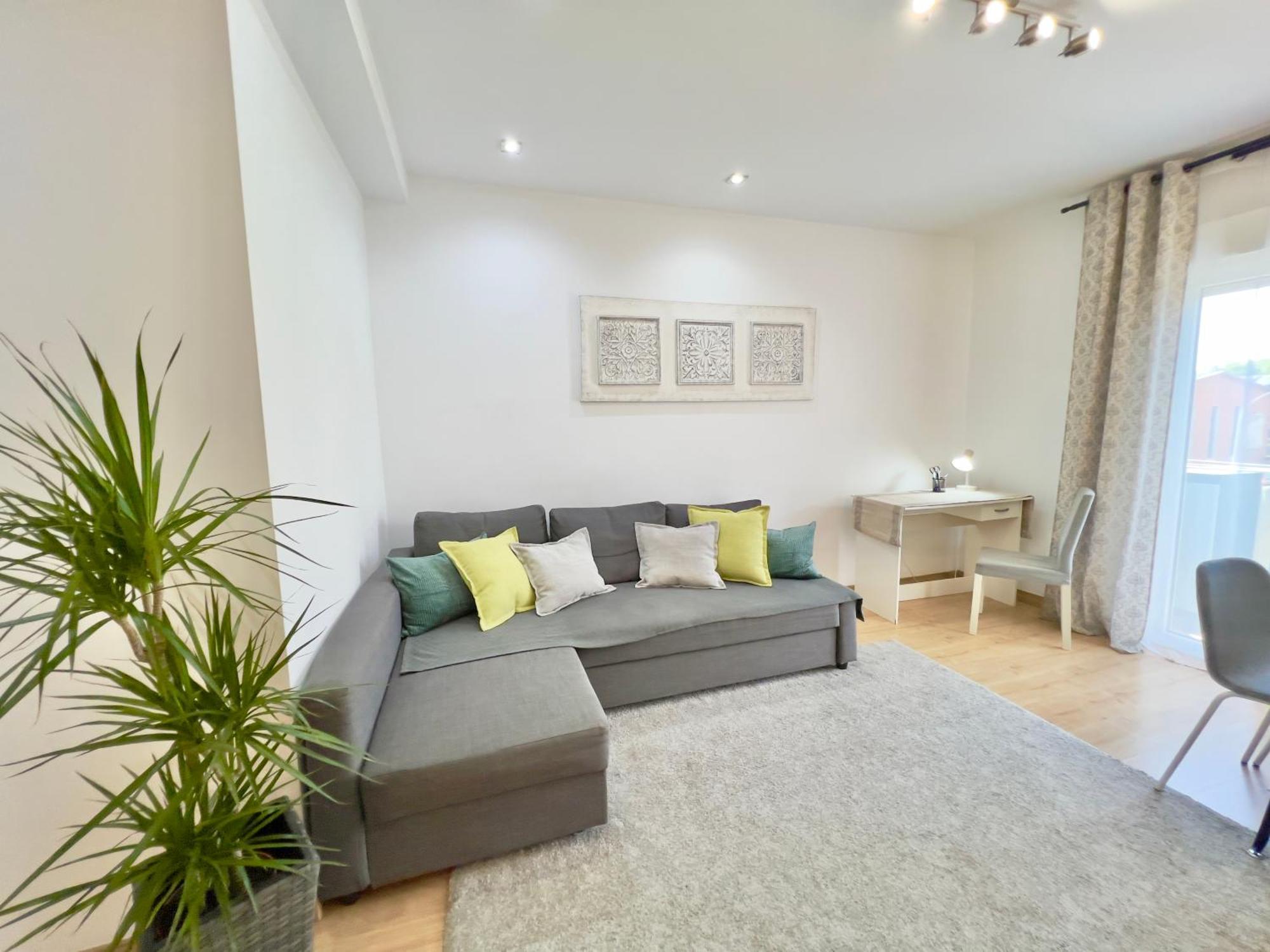Cozy Apartment In Valencia! Wi-Fi ! Екстериор снимка