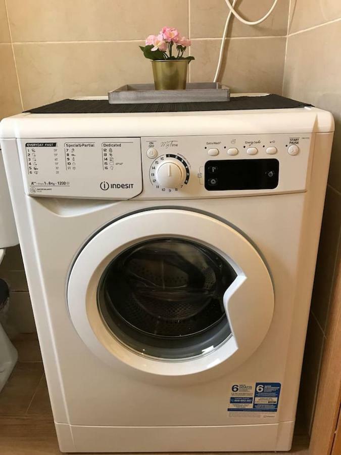 Cozy Apartment In Valencia! Wi-Fi ! Екстериор снимка