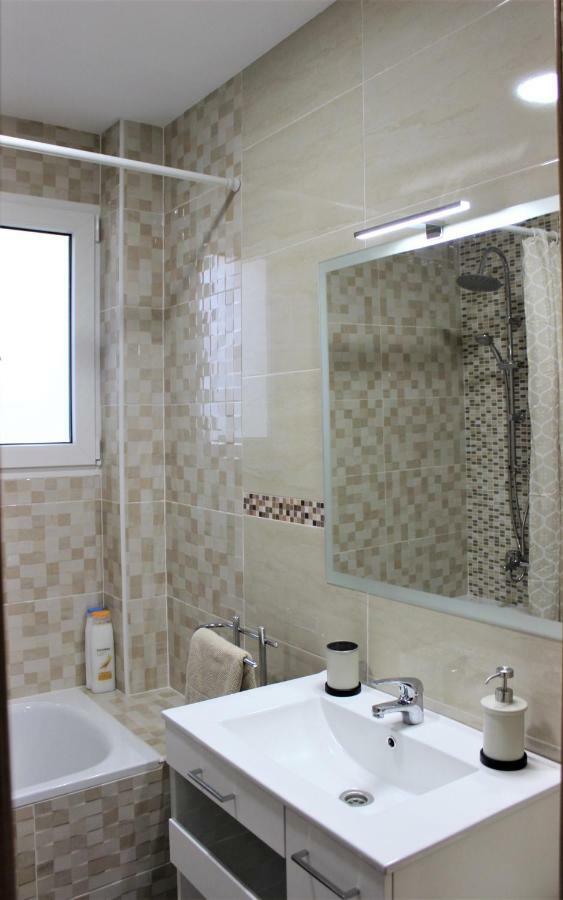 Cozy Apartment In Valencia! Wi-Fi ! Екстериор снимка